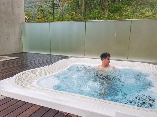 광고속 그곳, 홍천 유리트리트풀빌라💚