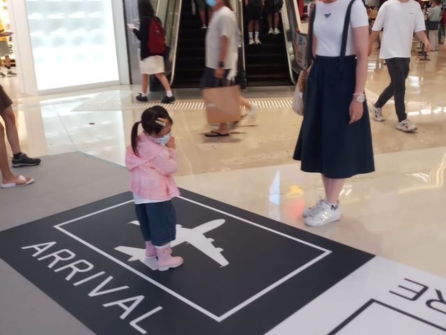【奧比斯世界視覺日2021】與大熊機長合照🐻