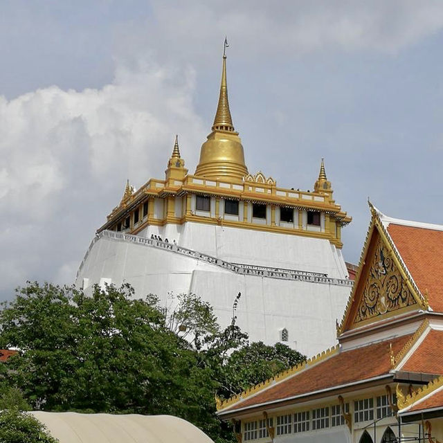 วัดภูเขาทอง กรุงเทพ