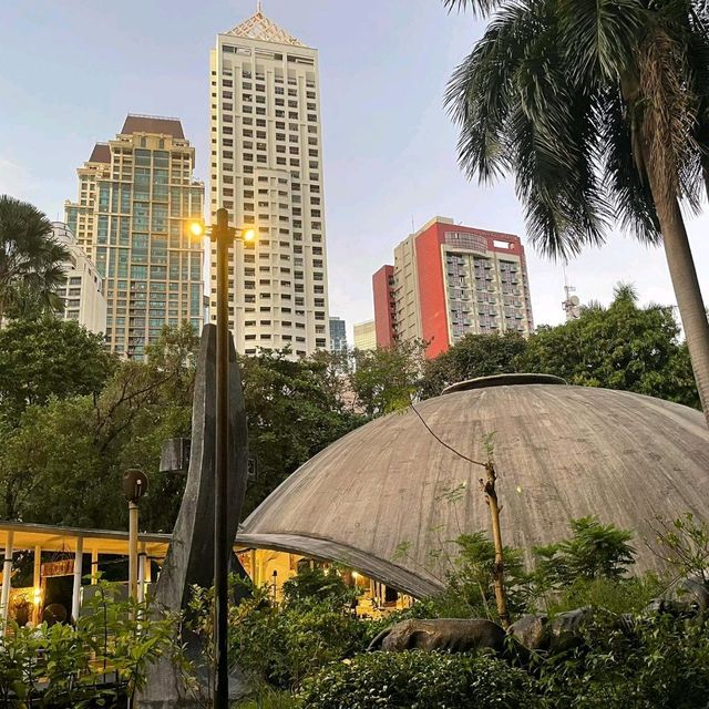 PLACE FOR PRAYER AMIDST THE BUSY DISTRICT