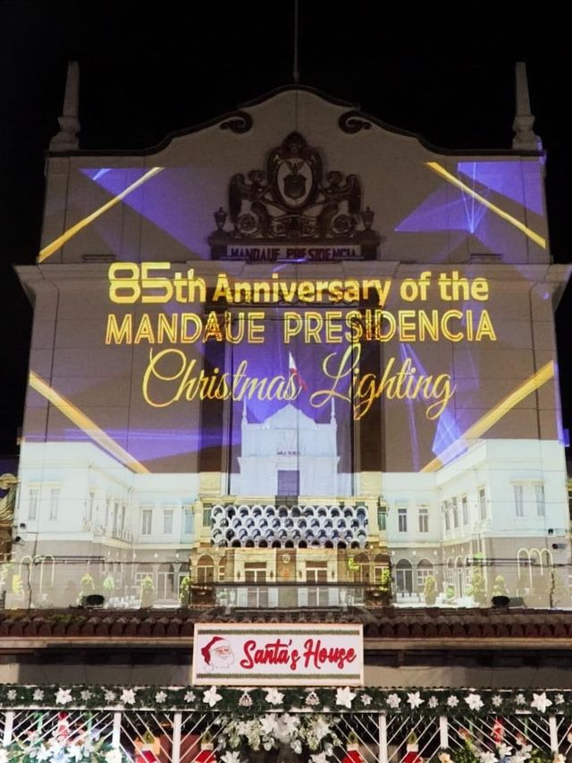 Christmas Tree Lightning at Mandaue Plaza