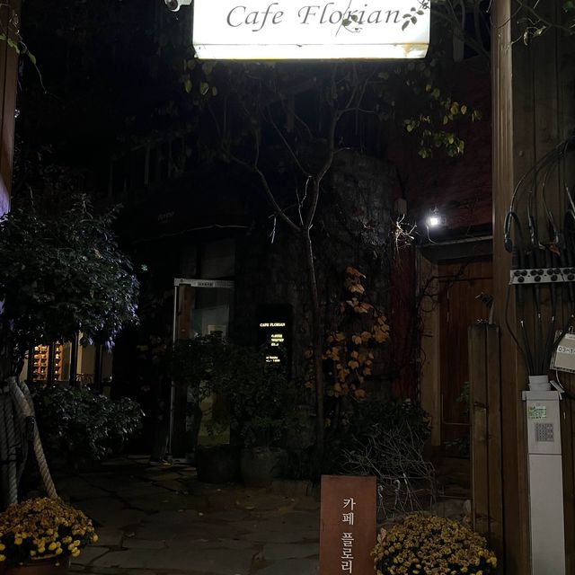 동성로 골목 속 작은 카페, 플로리안