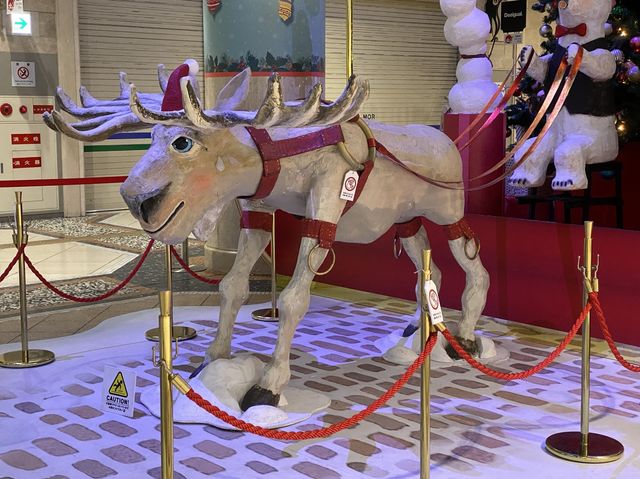 大阪・梅田の地下。ディアモール大阪(DIAMOR Osaka)のクリスマス
