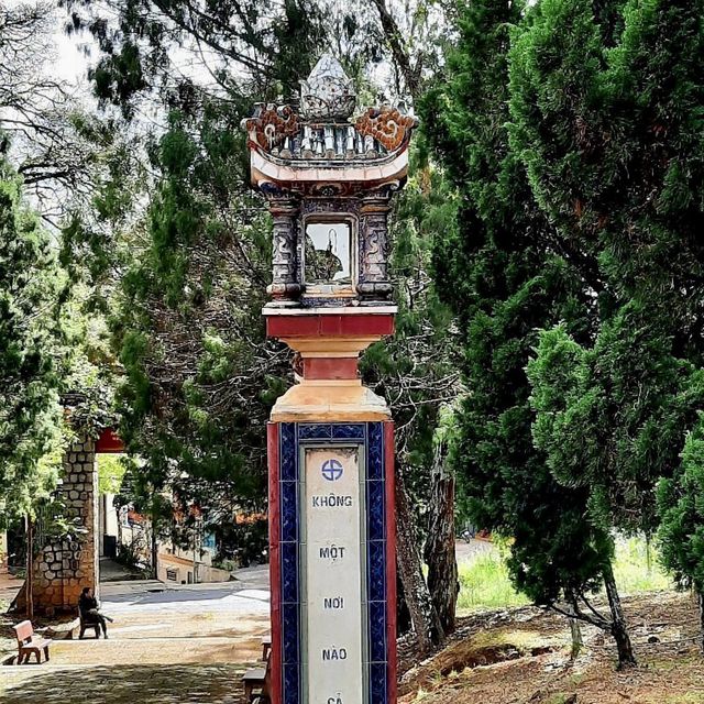 Linh Son Pagoda - Dalat, Vietnam