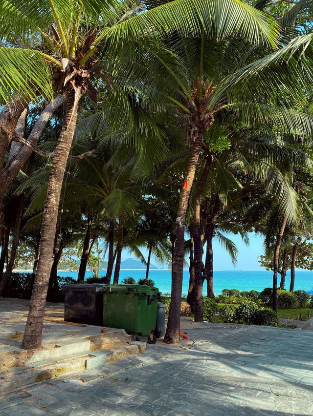 SANYA BAY BEACH AFTER LOCKDOWN 