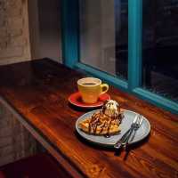 MEANWHILE COFFEE KUNINGAN JAKARTA