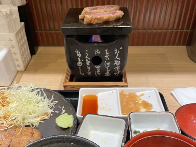 東京　浅草雷門真向かいにある超人気の牛カツ店🐮✨