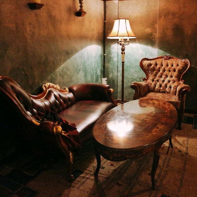 해리포터 컨셉의 카페 '943킹스크로스'