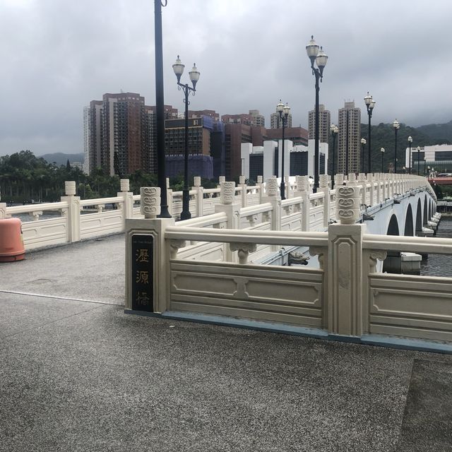 古色古香嘅行人拱橋