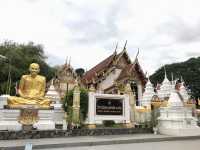 วัดพระแท่นศิลาอาสน์