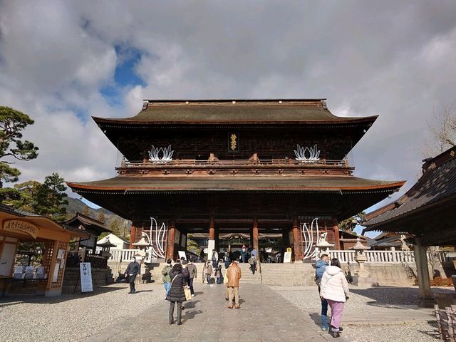 到長野必來善光寺行表參道,欣賞日本最古老佛像,買御守,求祝福