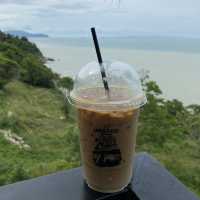 โลมาคาเฟ่ คาเฟ่วิวสวยระหว่างทางไปขนอม