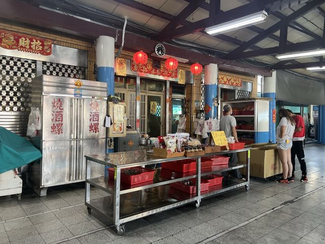 高雄旗津必買伴手禮｜錦純地瓜酥，非常香酥脆，上面的糖好香