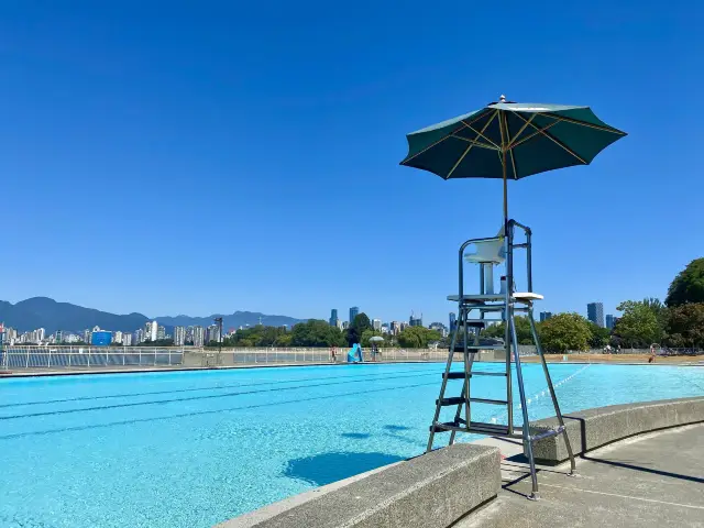 밴쿠버 키칠라노 풀 130m 가장 긴 수영장