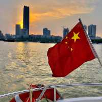 BOAT RIDE AROUND THE BUND 🌆