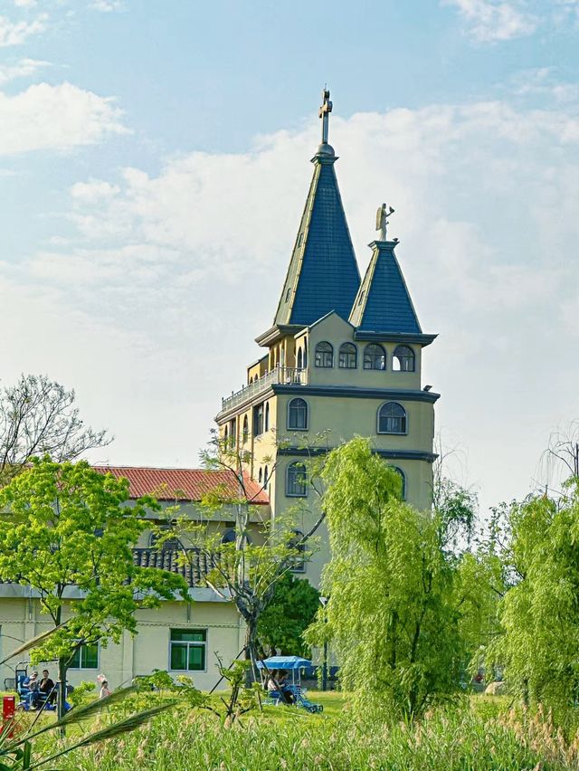 Hidden French park in downtown Fuzhou!!!