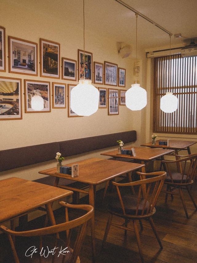 MONOCLE café & shop – LONDON - …คาเฟ่สบายตาและร้าน
