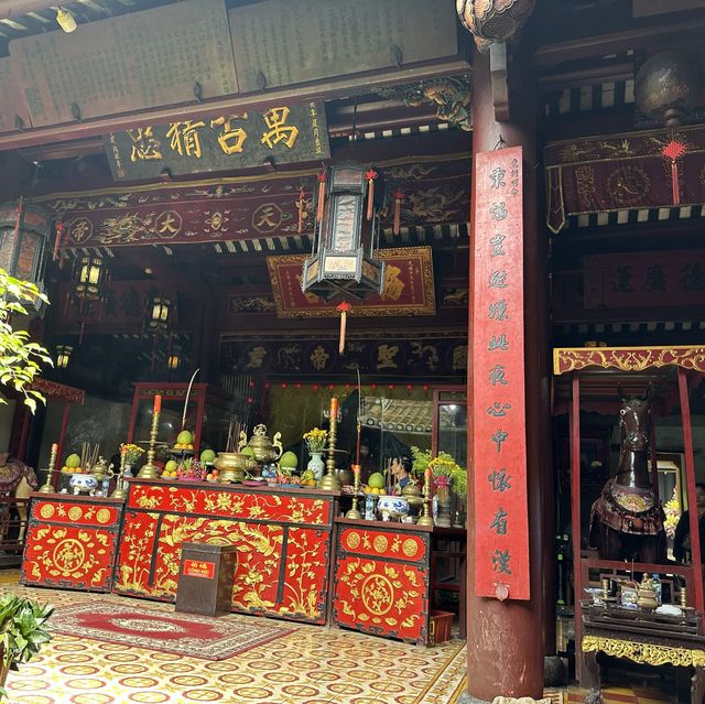 An unmissable holy shrine in Hoi An Old Town