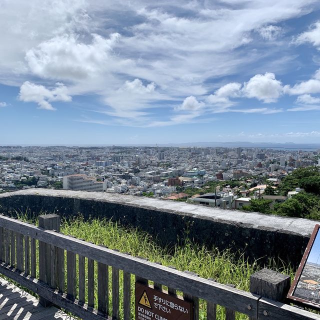#重建歷史遺跡 #シャモット製作ボランティア #首里城正殿赤瓦