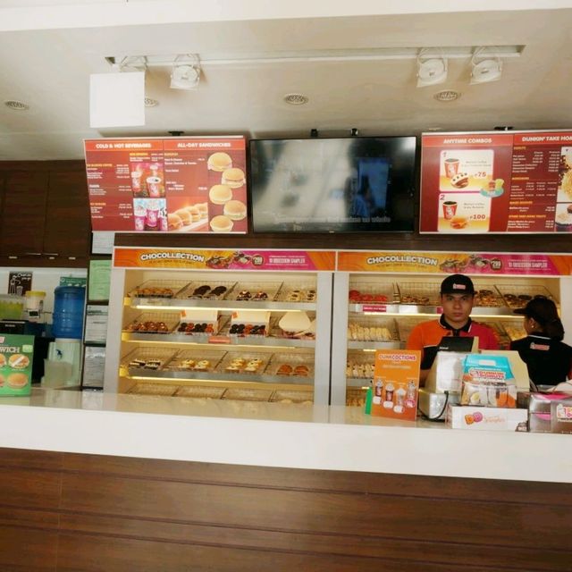 🥯보홀 던킨 도넛에서 커피와 도넛 먹기☕️