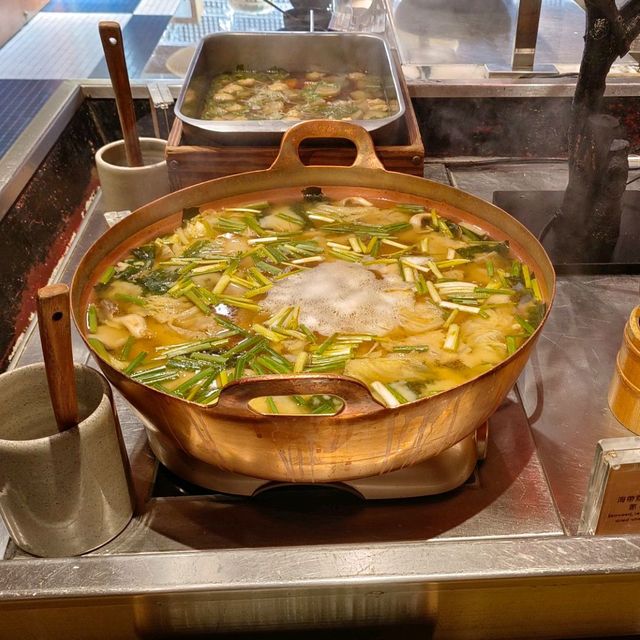 【台北吃到飽】 君悅酒店彩日本料理，純日料吃到飽，HSBC買一送一哦！