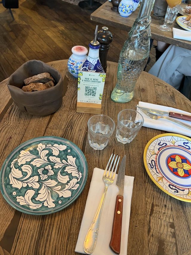 gorgeous italian restaurant 🤩