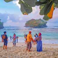 Teluk Asmara Beach