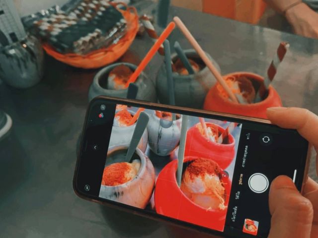 ไอติมโอ่งย่านเมืองเก่า ถ.นางงาม ถ่ายรูปชิคๆ