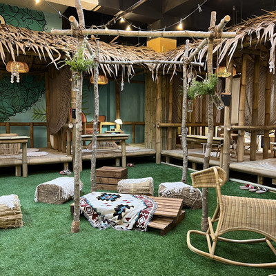 韓国/ソウル【弘大】弘大の南国の世界！ココナッツボックス🥥 | Trip