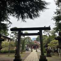 【喧騒を忘れる荘厳な雰囲気〜品川神社〜】