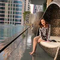 พาชม Swimming Pool @ Eastin Grand Sathorn