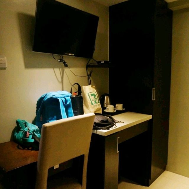 🧳마닐라 마카티에서 5성급 호텔 가기 전에 젠 프리미엄 니어 록웰 마카티 (ZEN Premium near 
