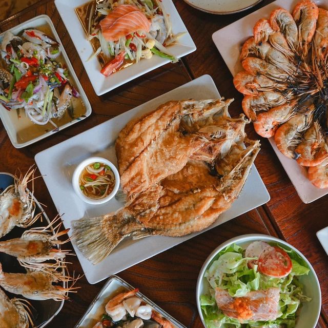 เออ กุ้งเผา บุฟเฟต์อลาคาสสุดจัดในย่านบางแสน 