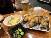 一際目立つ串かつのお店