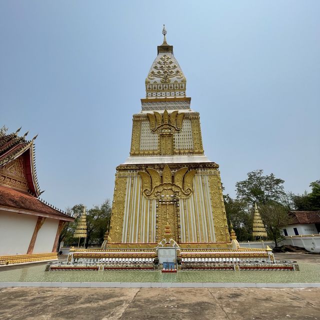 วัดพระธาตุพระบาทโพนสัน Phra that Phrabaht Phonsane