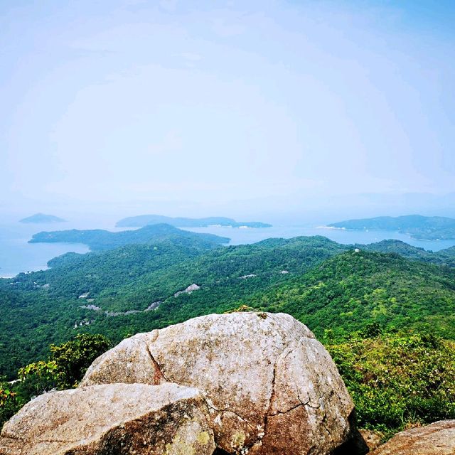 老虎騎石、斜樓嶺墩、大山峒、石屋山