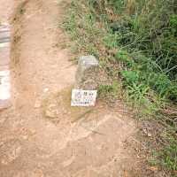 新北 | 5分鐘攻頂的基隆「球子山燈塔」，輕鬆欣賞基隆嶼海景與基隆港的好秘境

