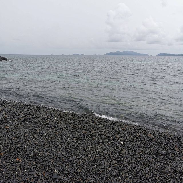 เกาะหินงาม หินงามสมชื่อเกาะ