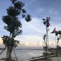 Riverside Park in Phnom Penh 