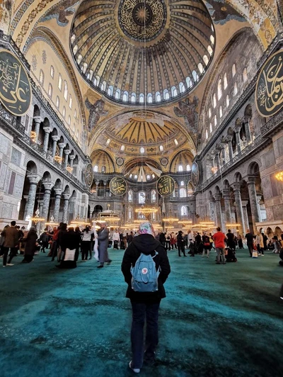 başak karahan ayak altın kızlar oyuncuları