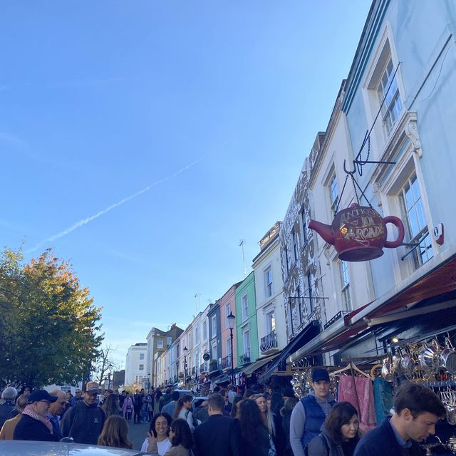 lovely tourist spot to shop~Portobello Market