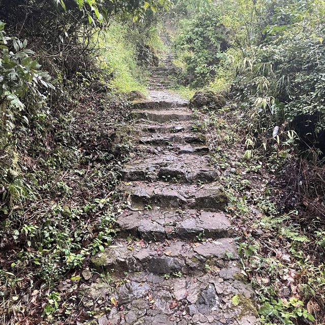 Tv Tower hike - Yangshuo main village 