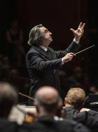 裏卡爾多·穆蒂與蘇州交響樂團音樂會｜音樂會 | 蘇州文化藝術中心-大劇院