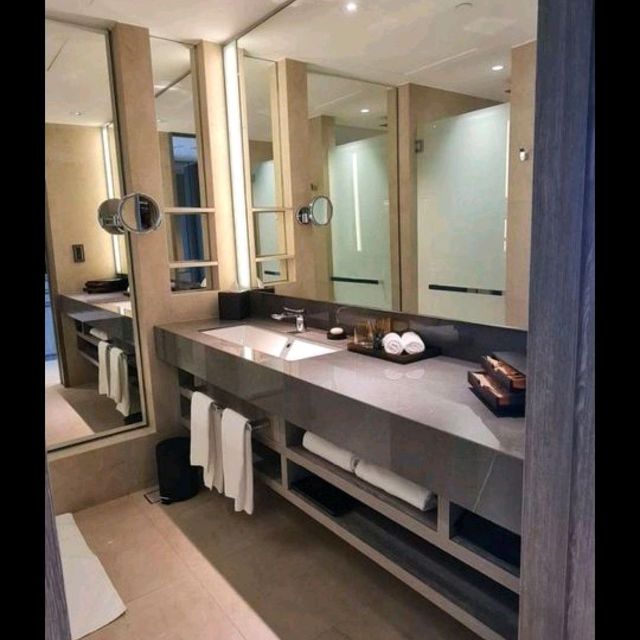 Dusit Thani Laguna Resort Singapore
