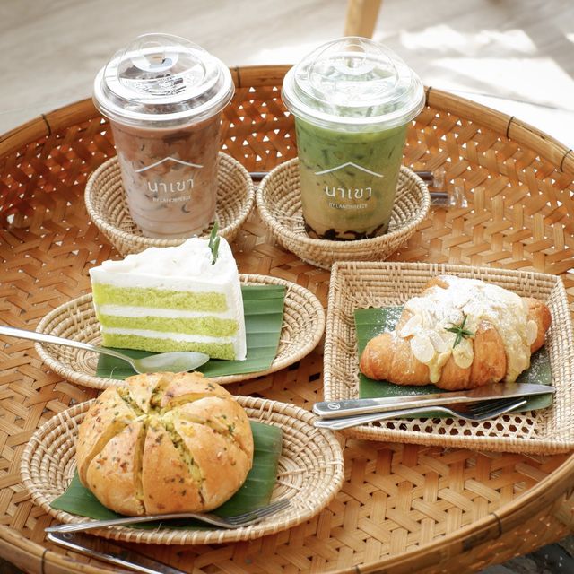 นาเขา คาเฟ่ BY Landbreeze resort เขาใหญ่