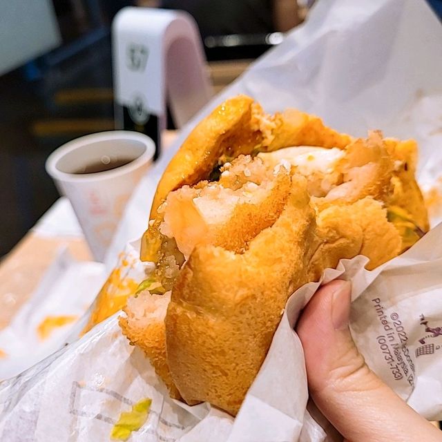 Laska Delight Burger x McDonald's 