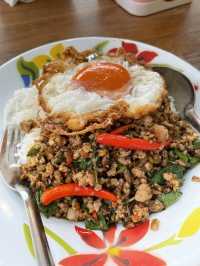 สาวกกะเพราไข่ดาว ร้านนี้ต้องโดน