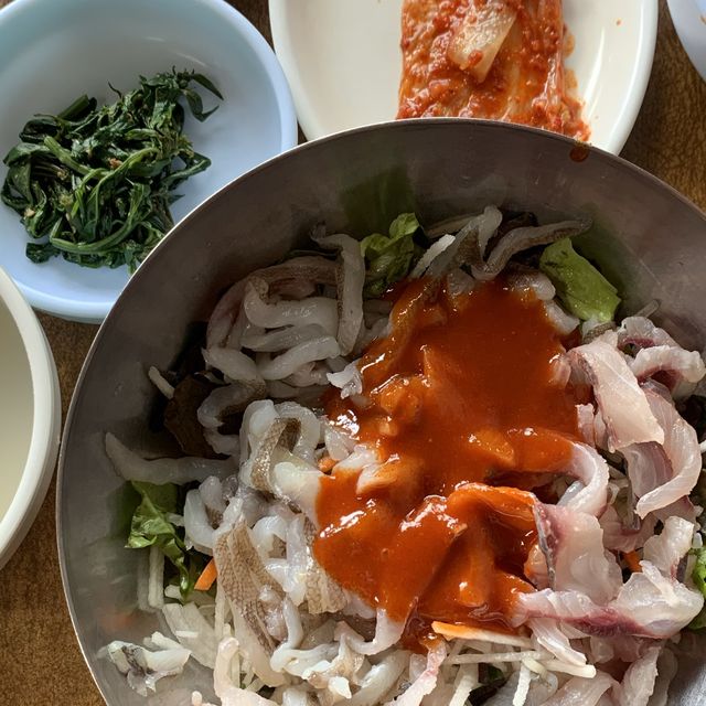 용산회식당, 경주