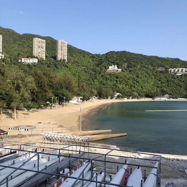 春季天氣最適合去港島水清沙幼沙灘🏖️