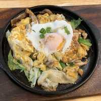 คั่วไก่นิมมาน ร้านอร่อยร้านดังย่านนิมมาน